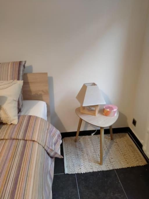 'Nulle Part Ailleurs' Apartman Dinant Kültér fotó