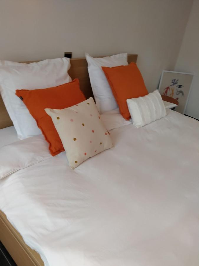 'Nulle Part Ailleurs' Apartman Dinant Kültér fotó