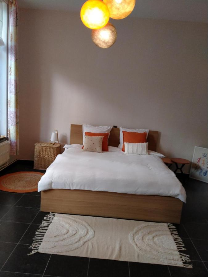 'Nulle Part Ailleurs' Apartman Dinant Kültér fotó
